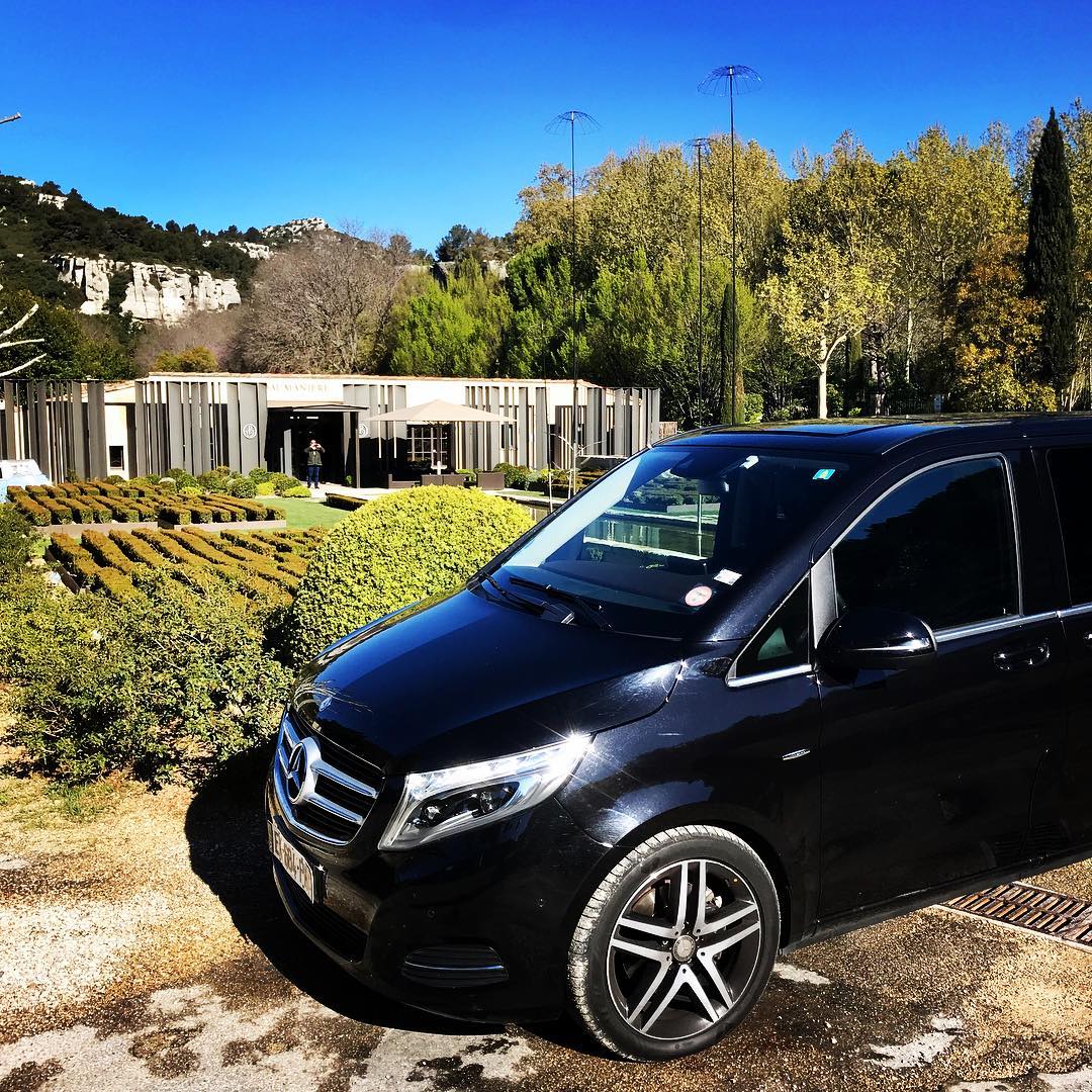 chauffeur_prive_nimes_1554374364_2014560637388537795_9711140893
